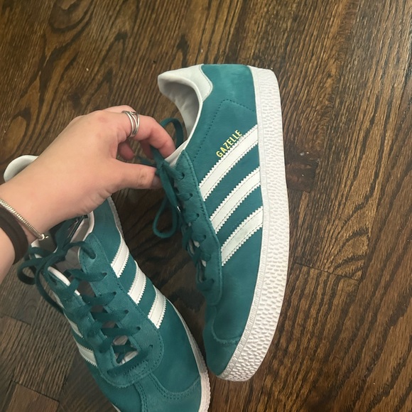 Adidas Turquoise Gazelles Size 6 - Picture 2 of 5